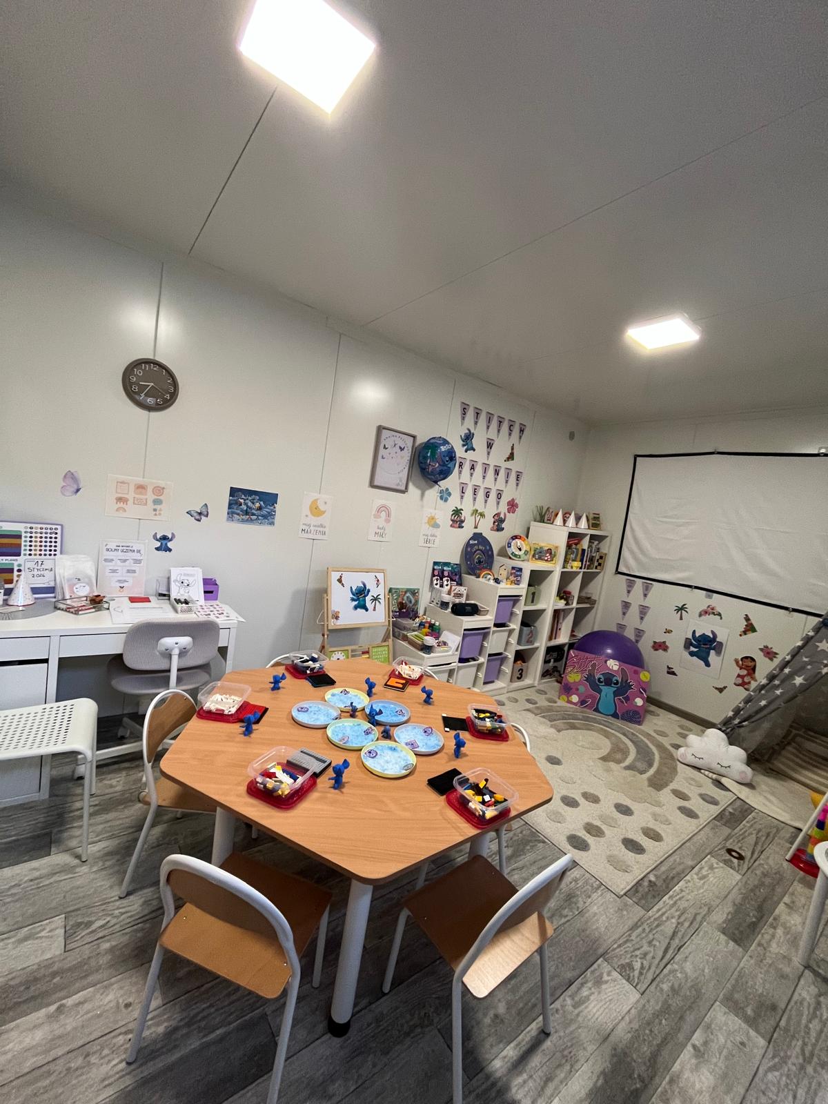 sala2 (STITCH w Krainie Klocków)