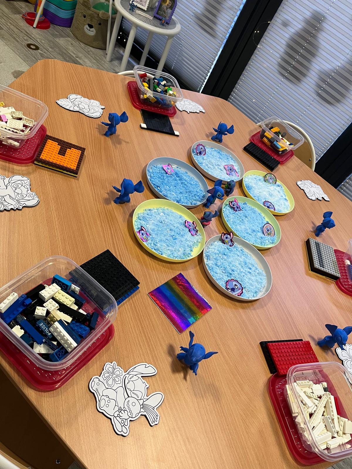 sala7 (STITCH w Krainie Klocków)